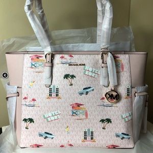 **SALE** MICHAEL KORS - **100% AUTHENTIC** GILLY Travel Tote Bag